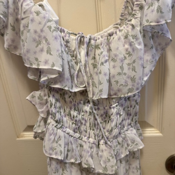 NWT Floral off the shoulder maxi dress - Picture 3 of 6